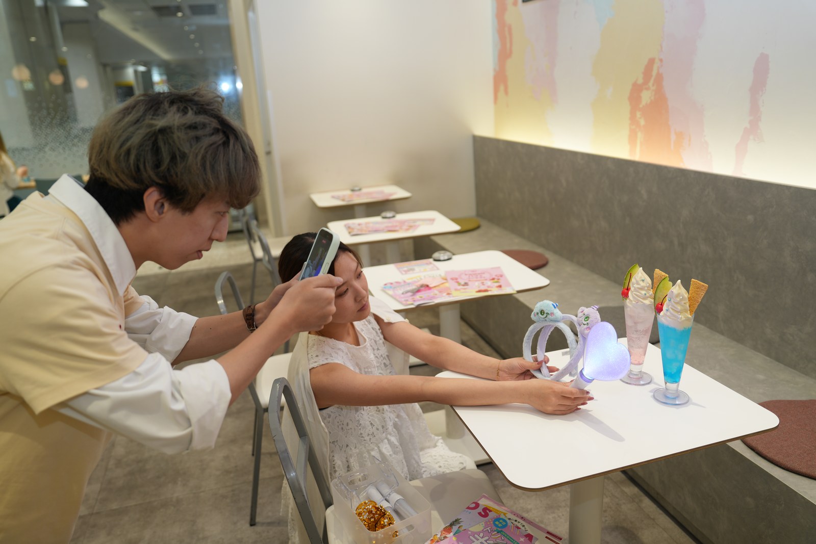 店内での動画撮影の様子